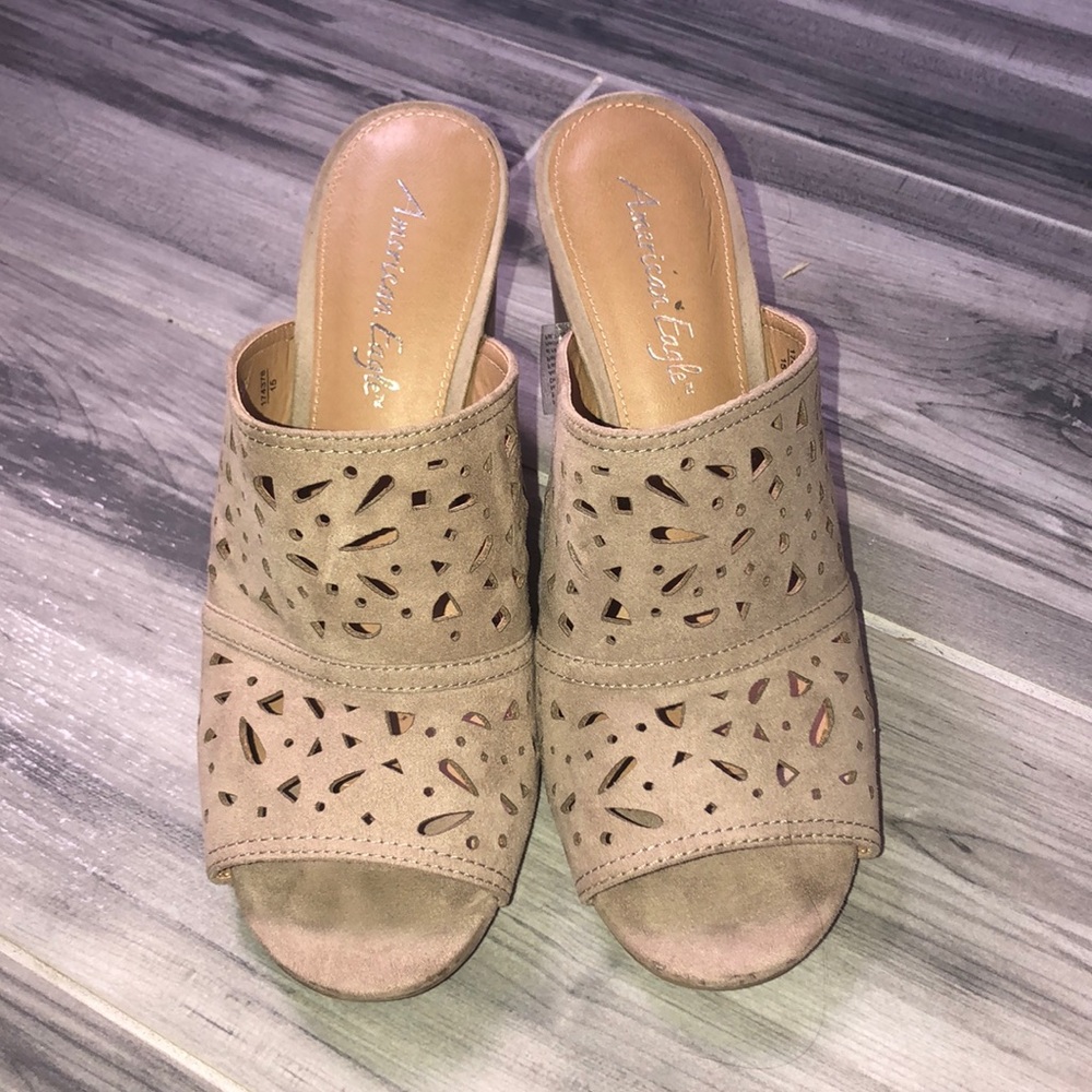 Taupe mules